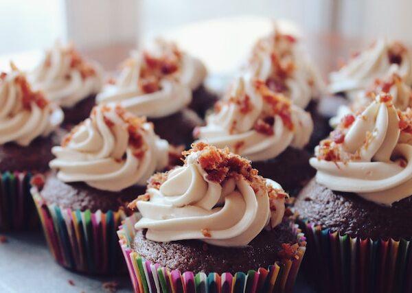 Temptation in miniature: Mastering delicate cupcakes